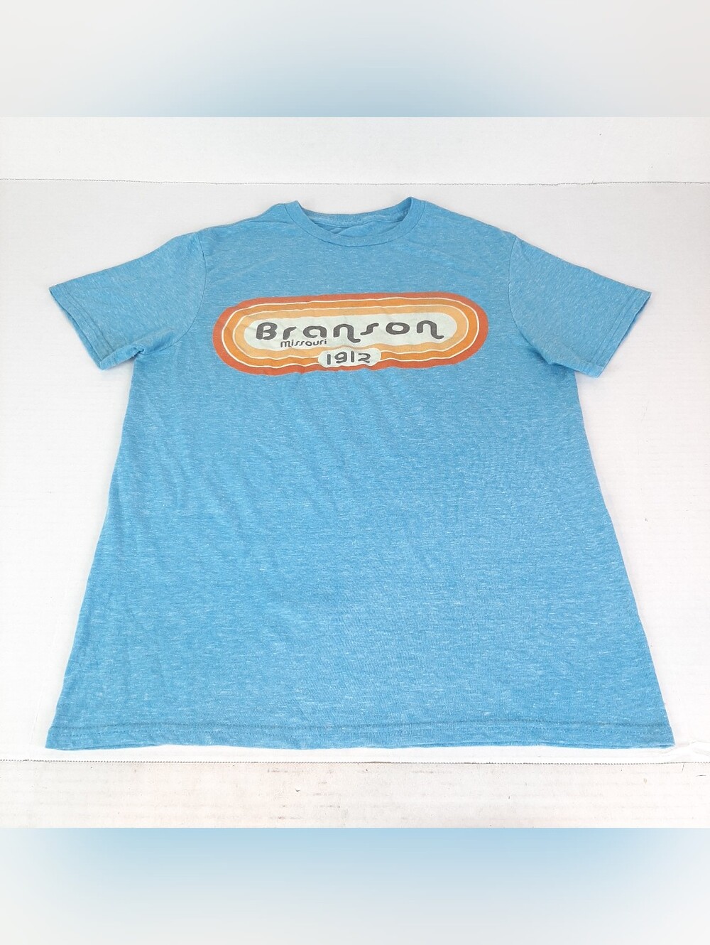 Unbranded Adult Medium (See Measurements Below) Retro Branson Graphic t shirt C5
